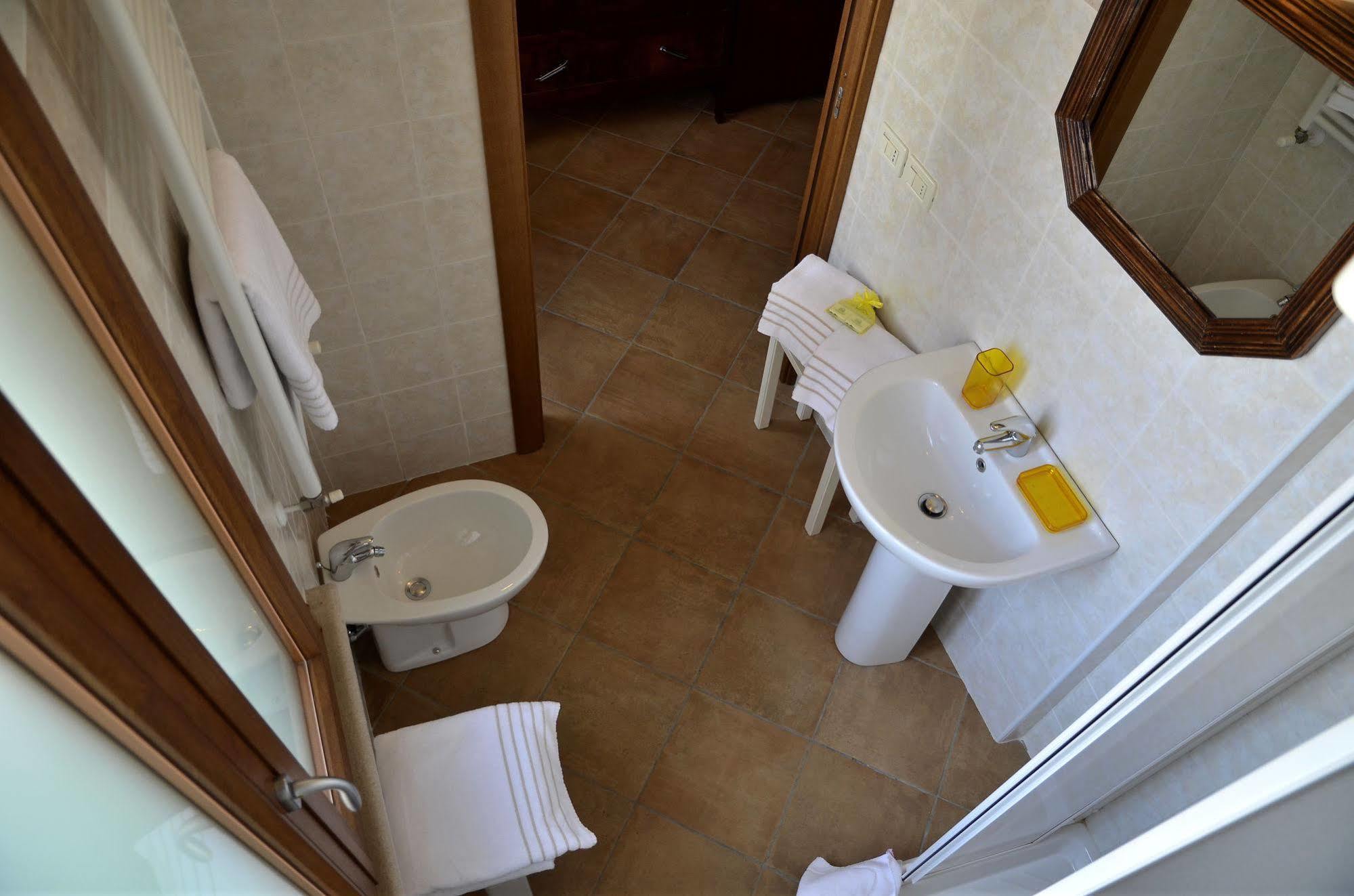 9 Muse Bed And Breakfast Canneto sull'Oglio Ngoại thất bức ảnh