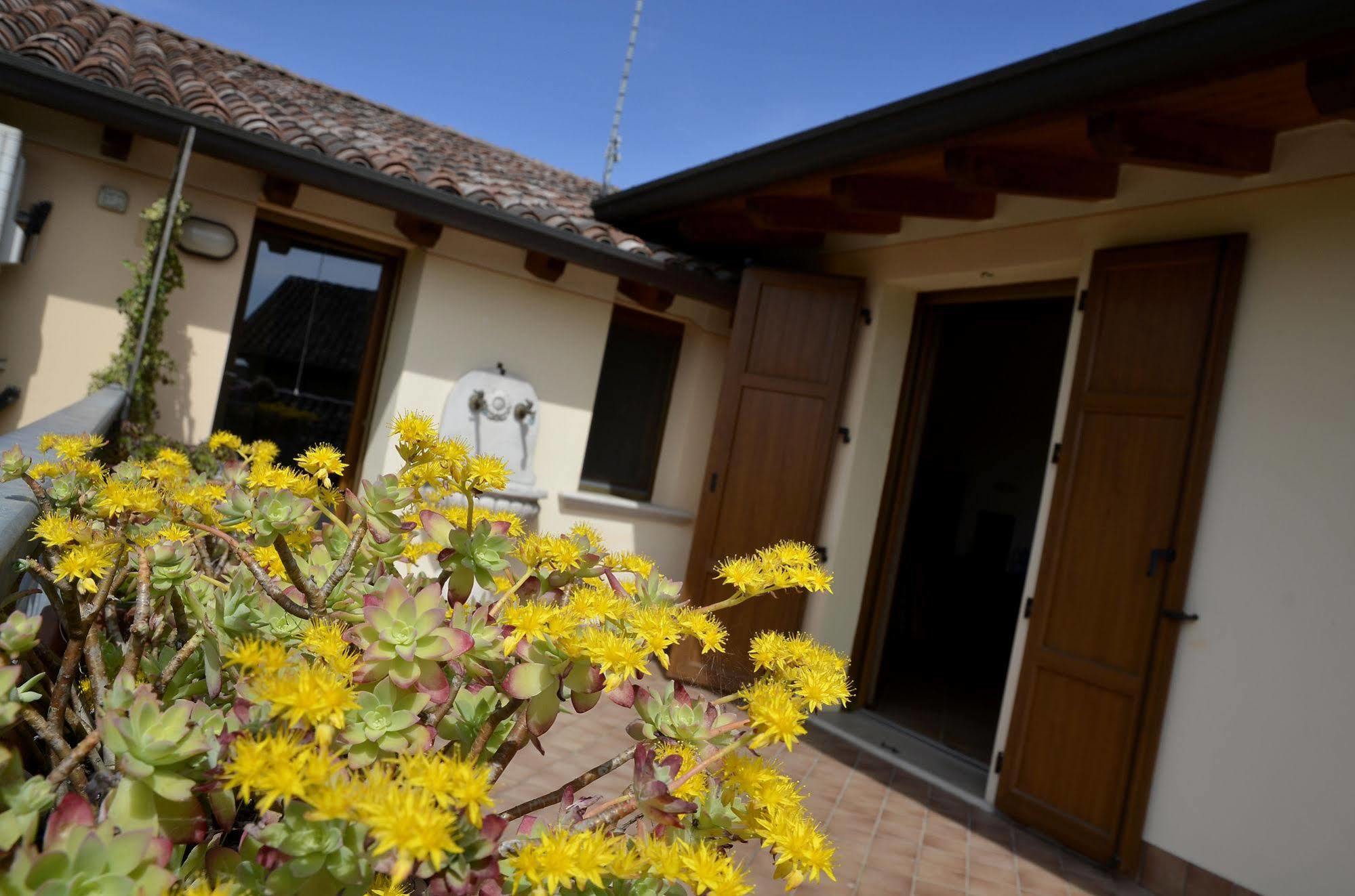9 Muse Bed And Breakfast Canneto sull'Oglio Ngoại thất bức ảnh