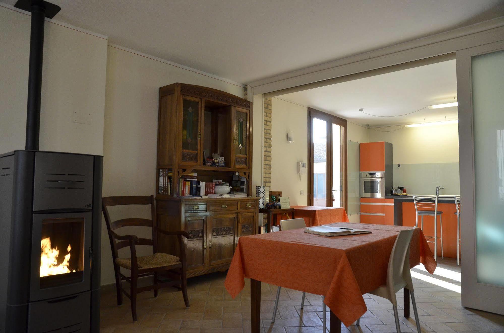 9 Muse Bed And Breakfast Canneto sull'Oglio Ngoại thất bức ảnh